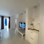 Panoramic View With Big Terrace *